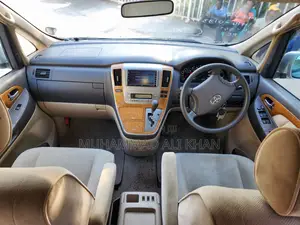 Toyota Alphard 2.4 Petrol AWD 2006 Silver