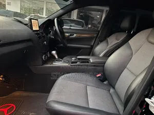 Mercedes-Benz C-Class 2009 Black