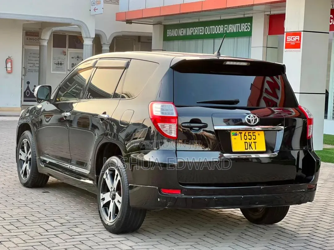Toyota Vanguard 2008 Black