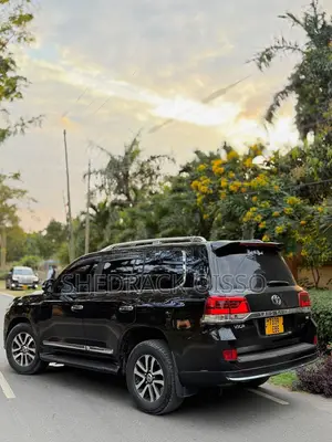 Toyota Land Cruiser 2014 Black