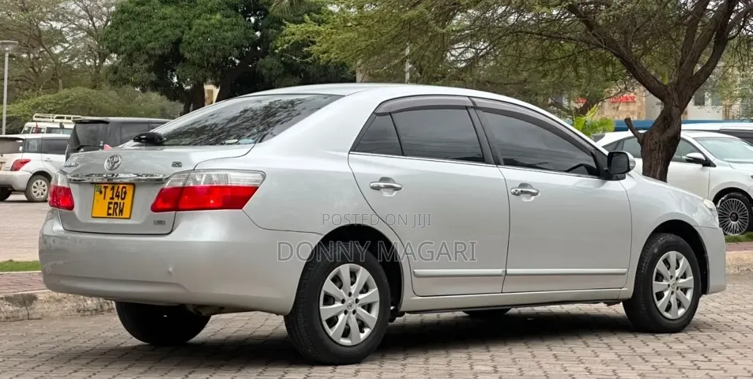Toyota Premio 2009 Silver