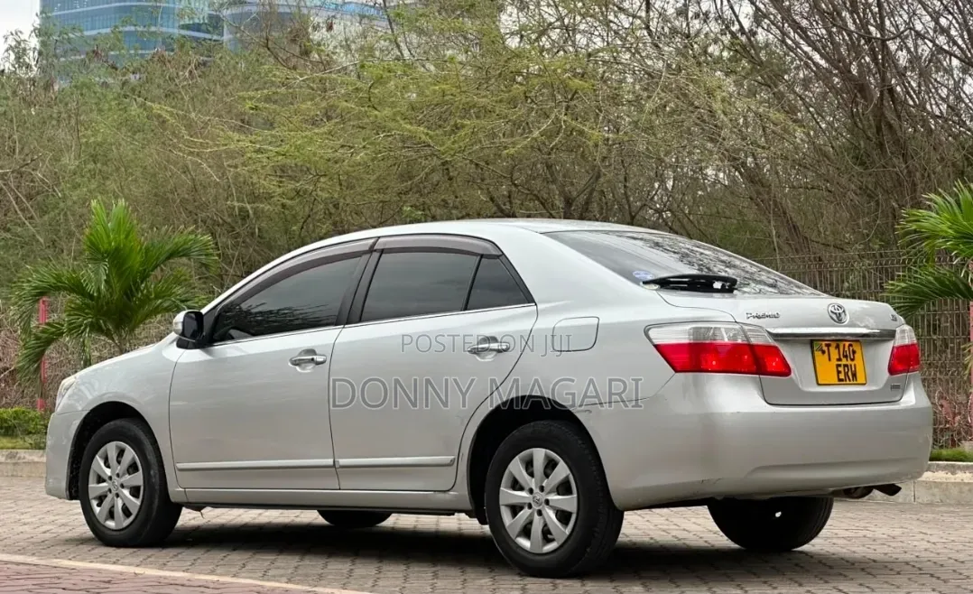 Toyota Premio 2009 Silver