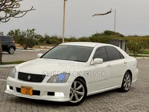 Toyota Crown 2006 White