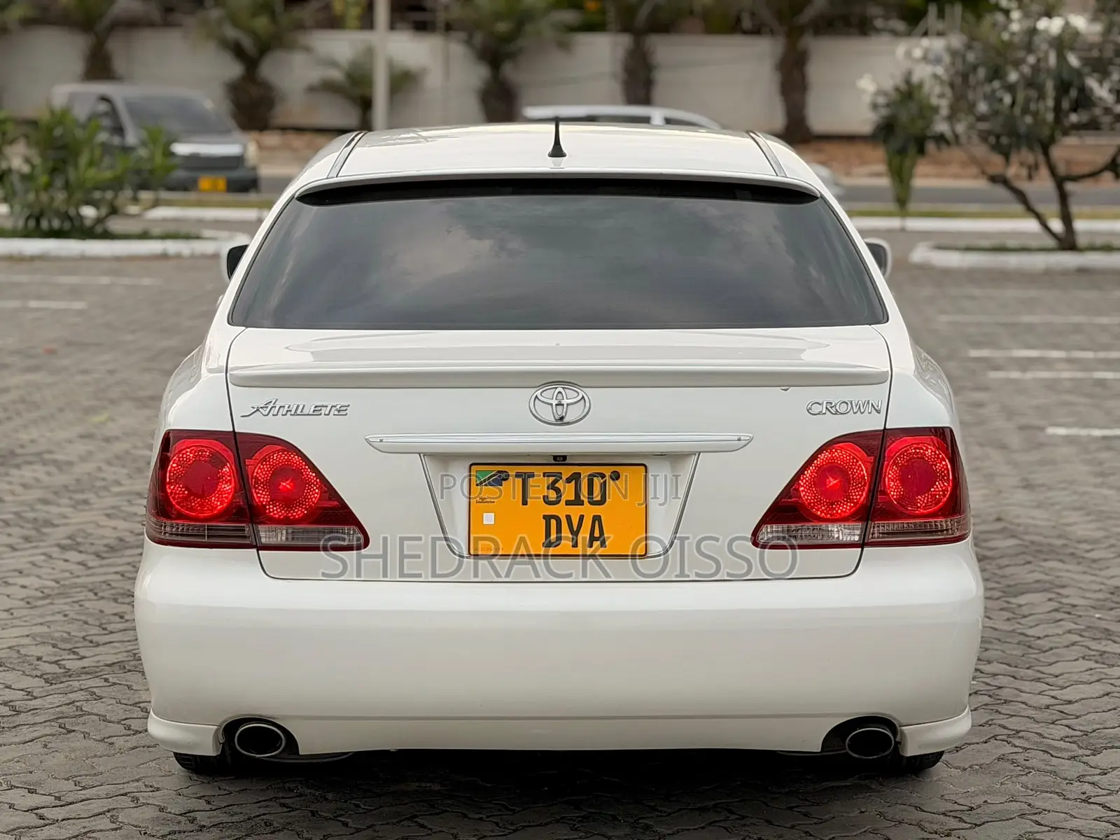 Toyota Crown 2006 White