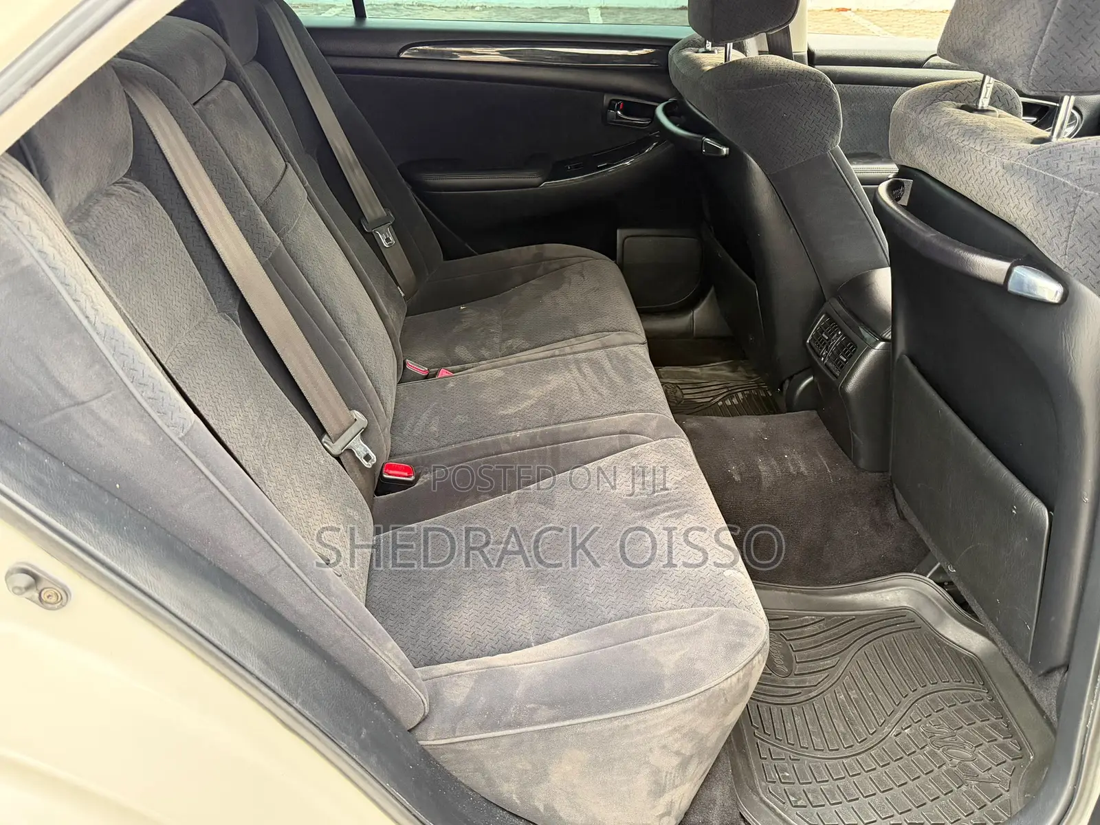 Toyota Crown 2006 White