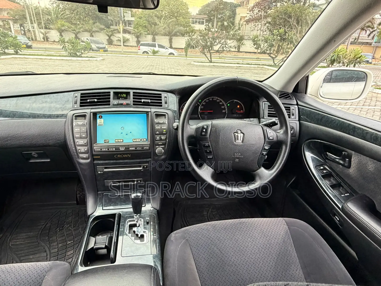 Toyota Crown 2006 White