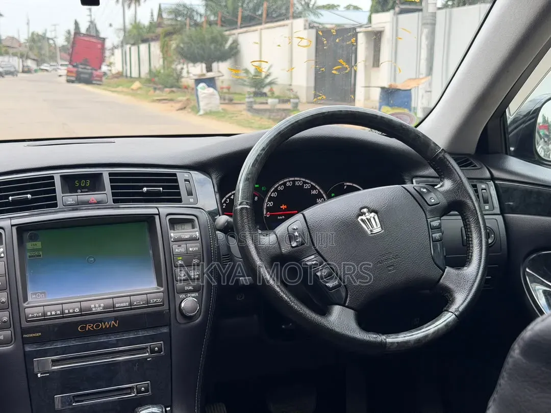 Toyota Crown 2007 Black