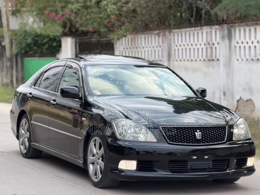 Toyota Crown 2007 Black