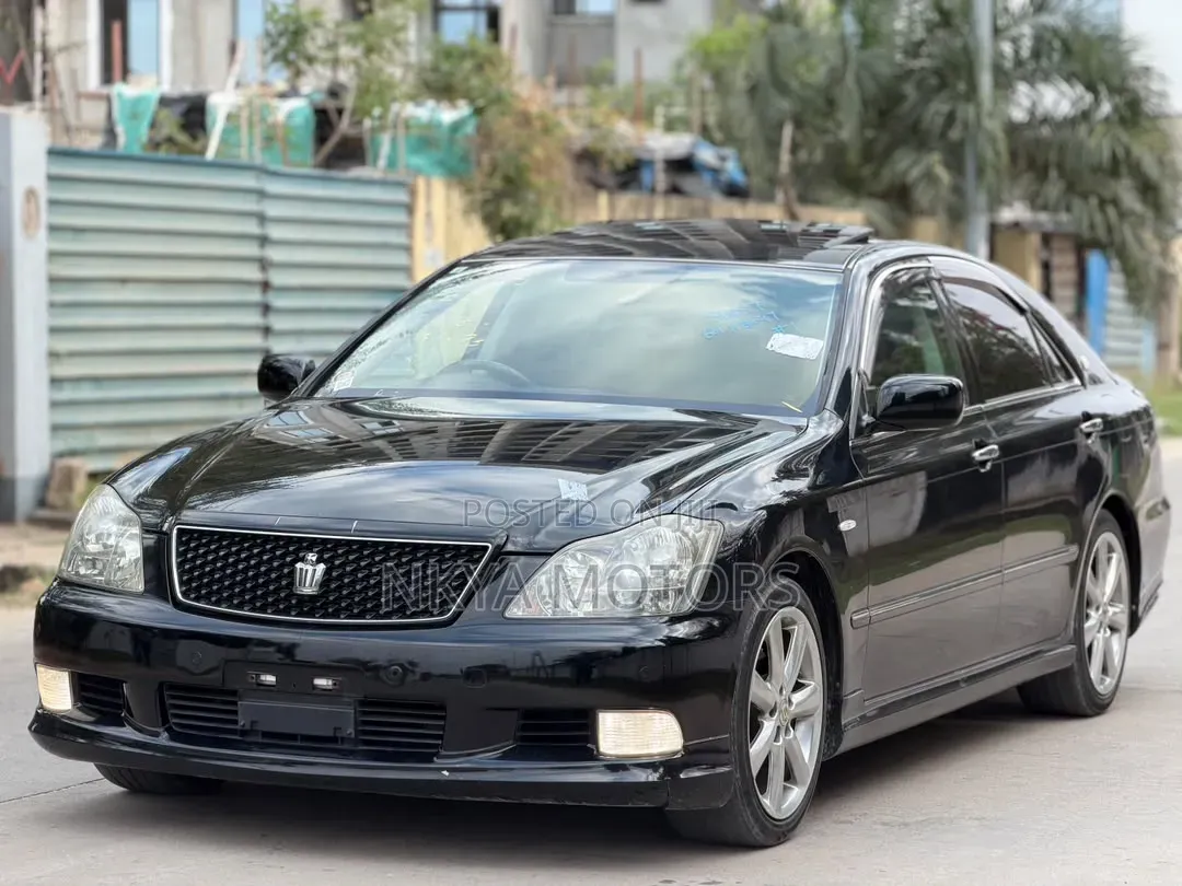 Toyota Crown 2007 Black