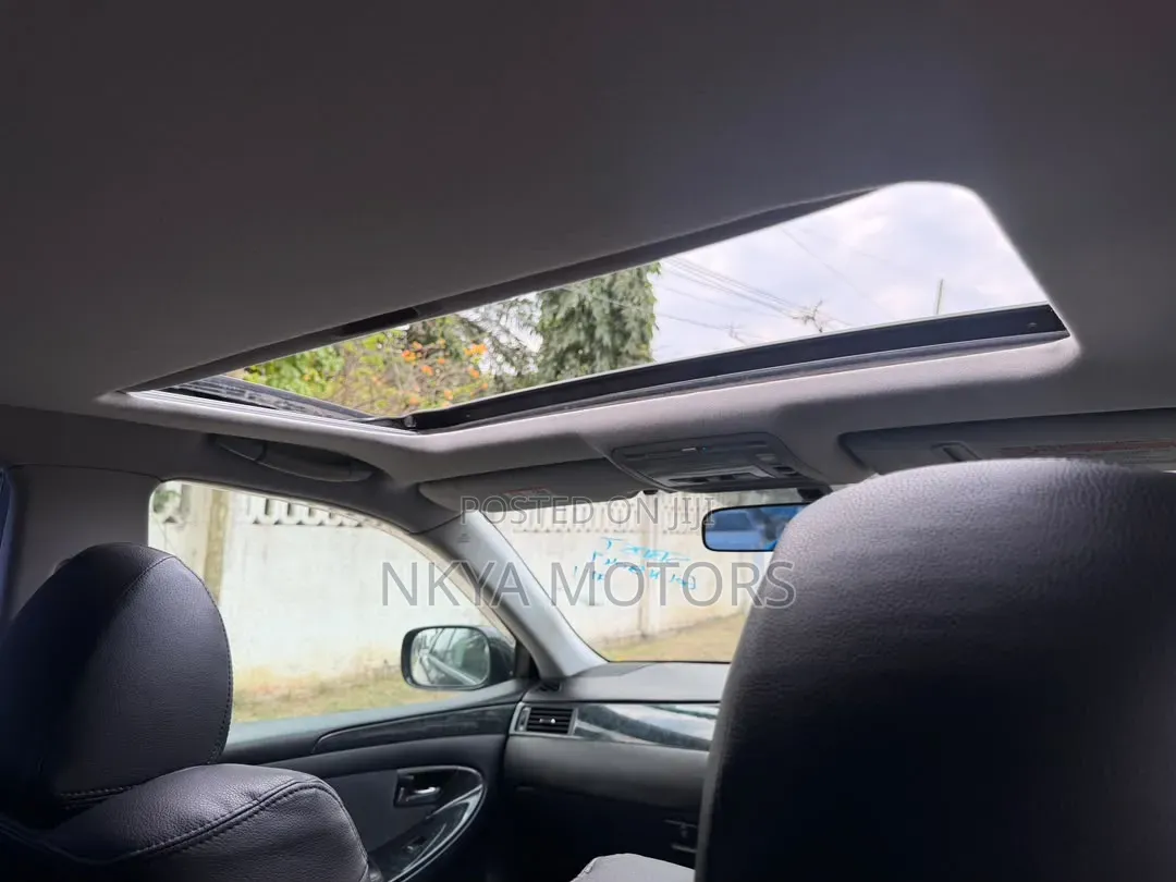 Toyota Crown 2007 Black