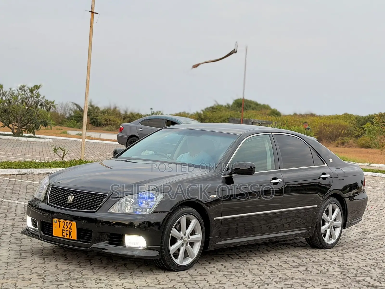 Toyota Crown 2006 Black