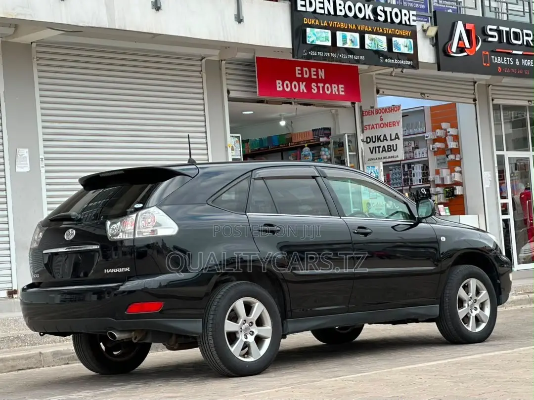 Toyota Harrier 2.4 2005 Black