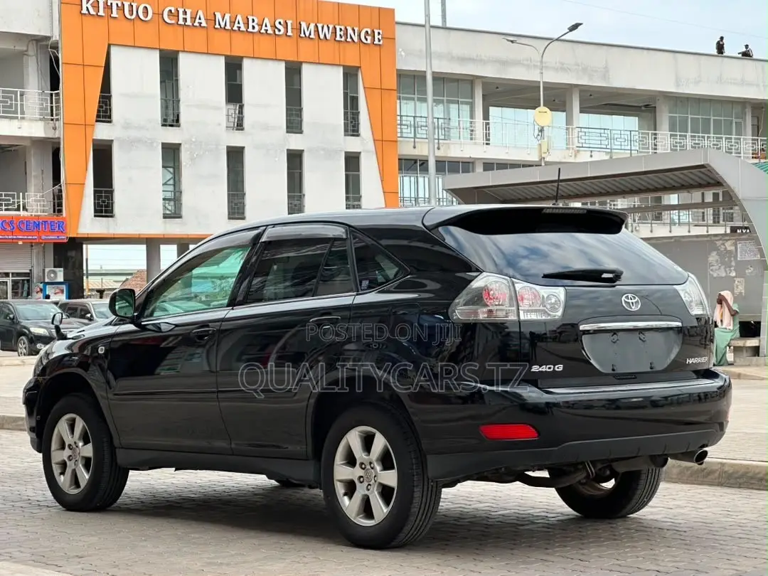 Toyota Harrier 2.4 2005 Black