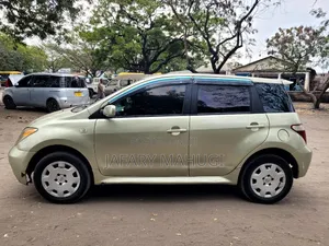 Toyota IST 2007