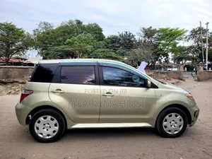 Toyota IST 2007