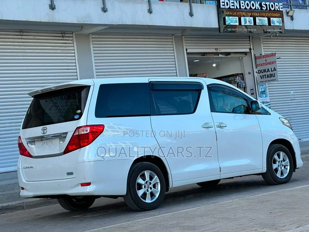 Toyota Alphard 2010 White