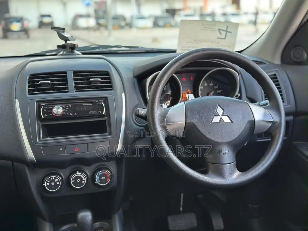Mitsubishi RVR 2010 Silver