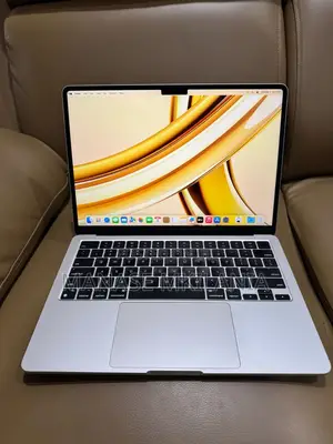 Laptop Apple MacBook Air 2022 M2 8GB Apple M2 SSD 256GB