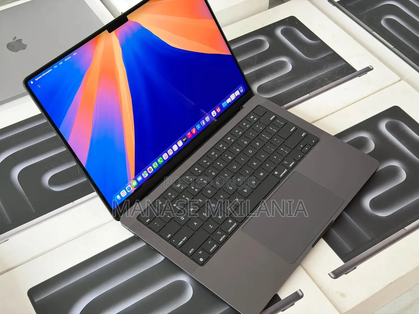 Laptop Apple MacBook Pro 2024 M4 16GB Apple M4 SSD 512GB