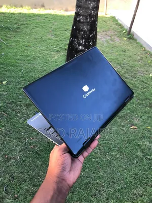 Laptop Microsoft Surface Laptop 3 4GB Intel Pentium SSD 60GB