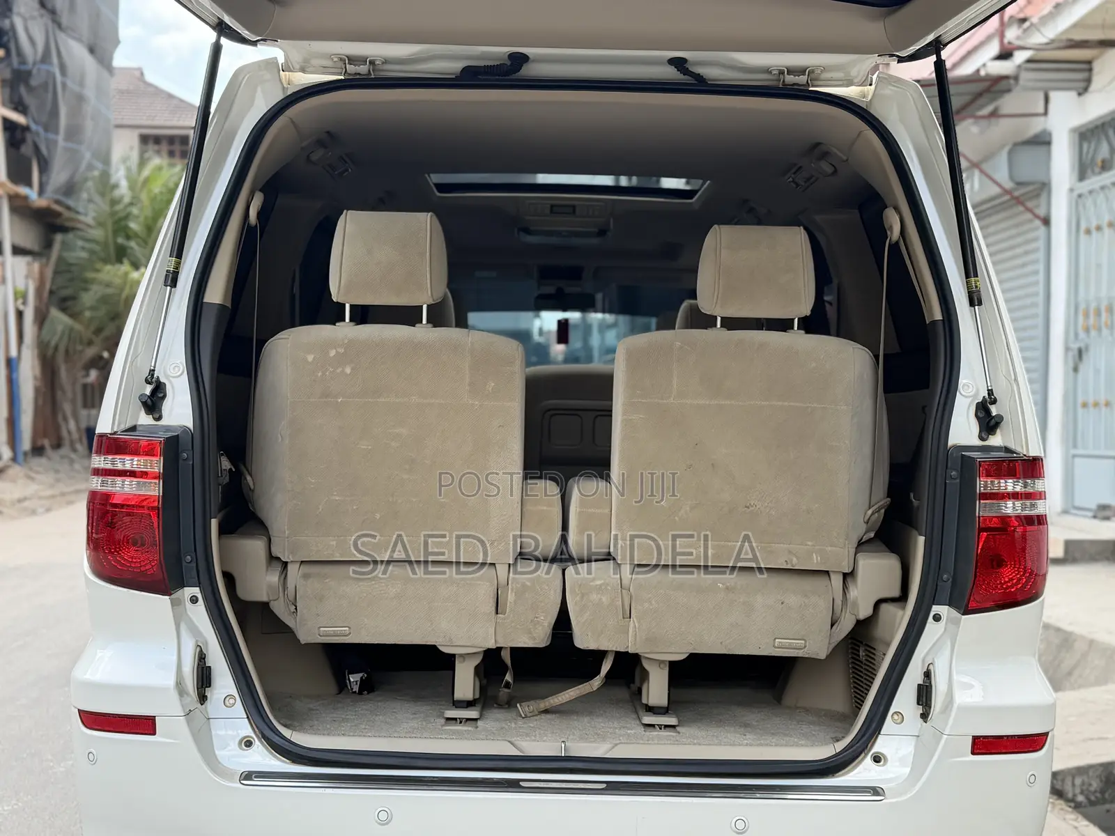 Toyota Alphard 2.4 Petrol FWD 2007 White