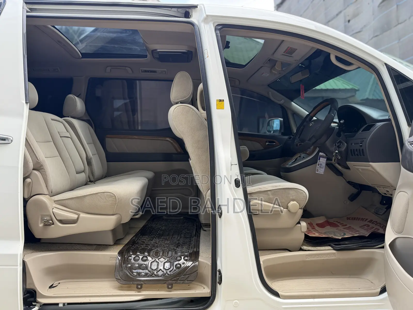 Toyota Alphard 2.4 Petrol FWD 2007 White