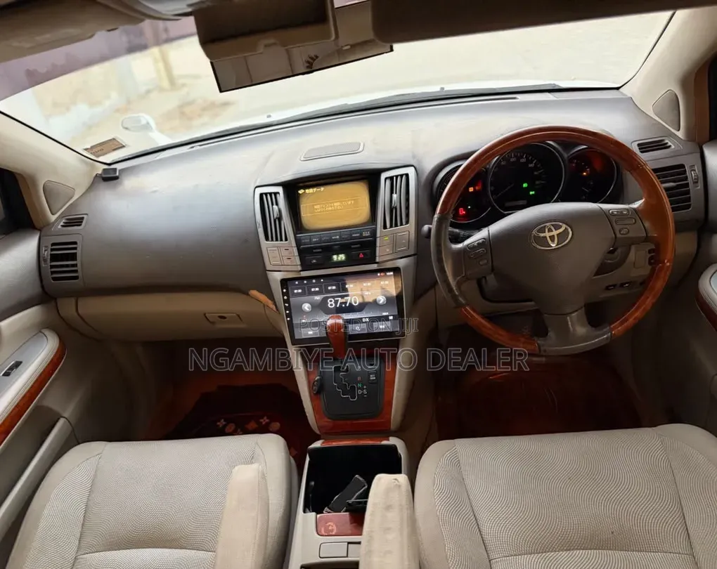 Toyota Harrier 2004 White