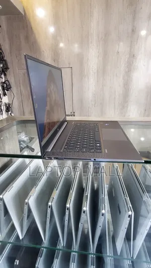 Laptop HP ZBook Studio G8 32GB Intel Core i9 SSD 1T