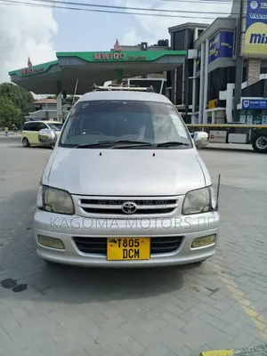 Toyota TownAce Noah 2000 Silver
