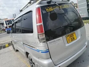 Toyota TownAce Noah 2000 Silver