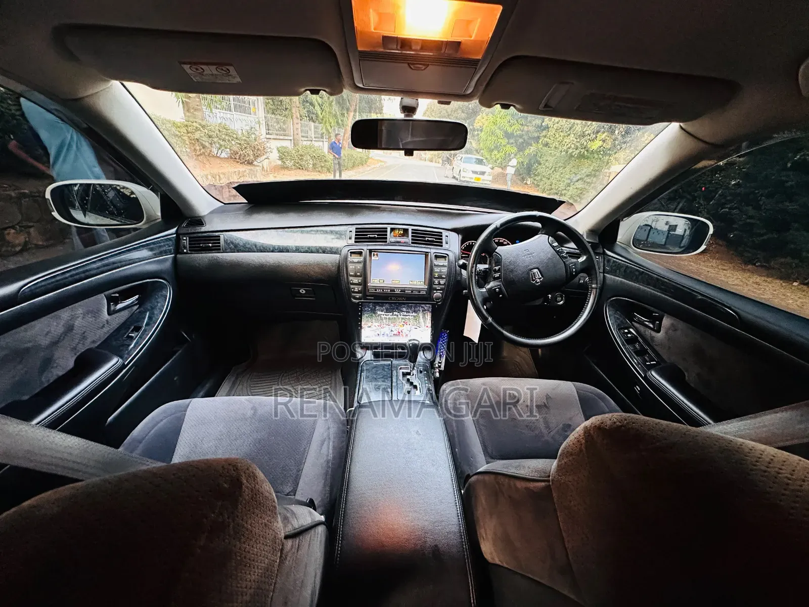 Toyota Crown 2006 White