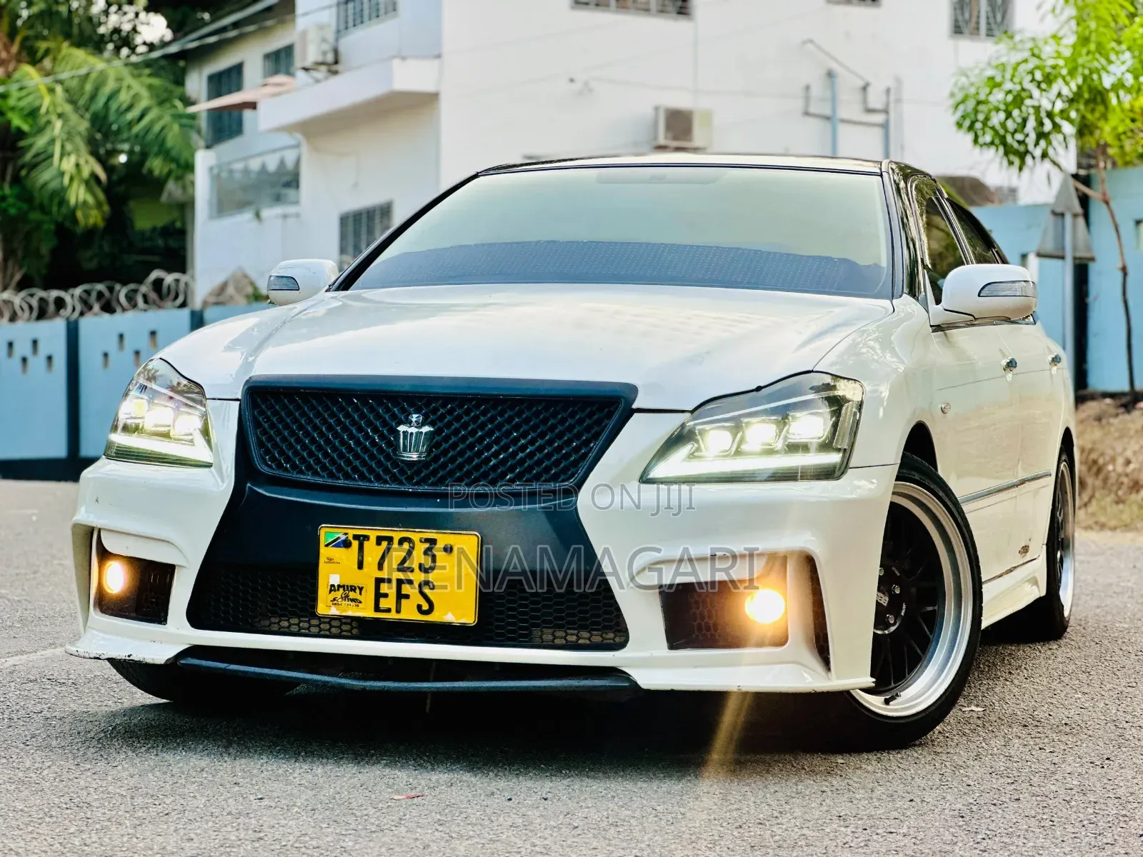 Toyota Crown 2006 White