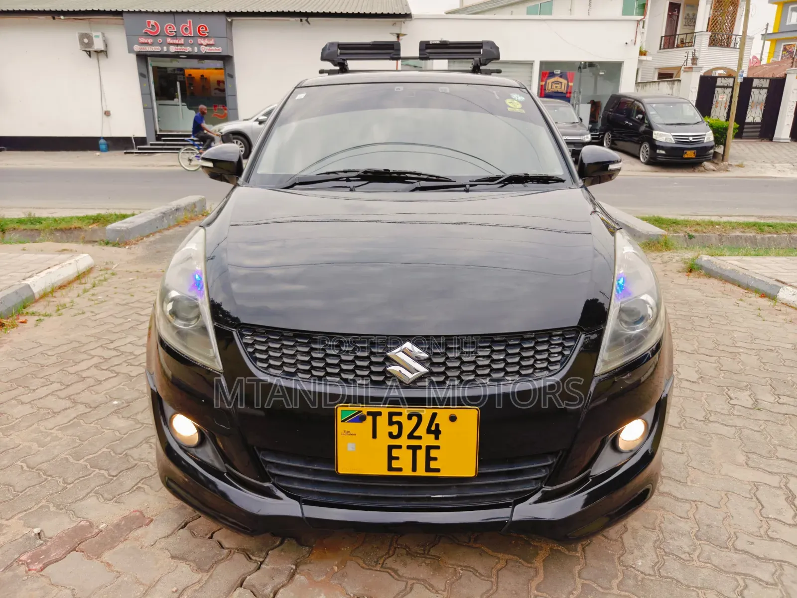 Suzuki Swift 2013 Black