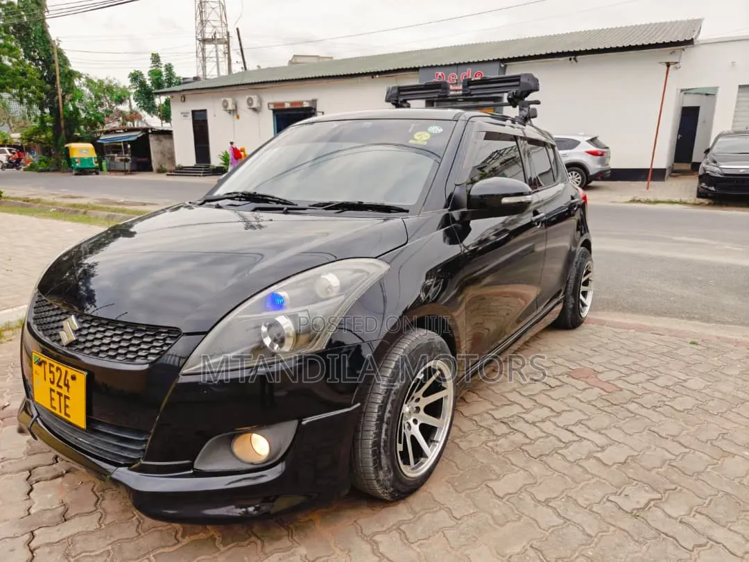 Suzuki Swift 2013 Black