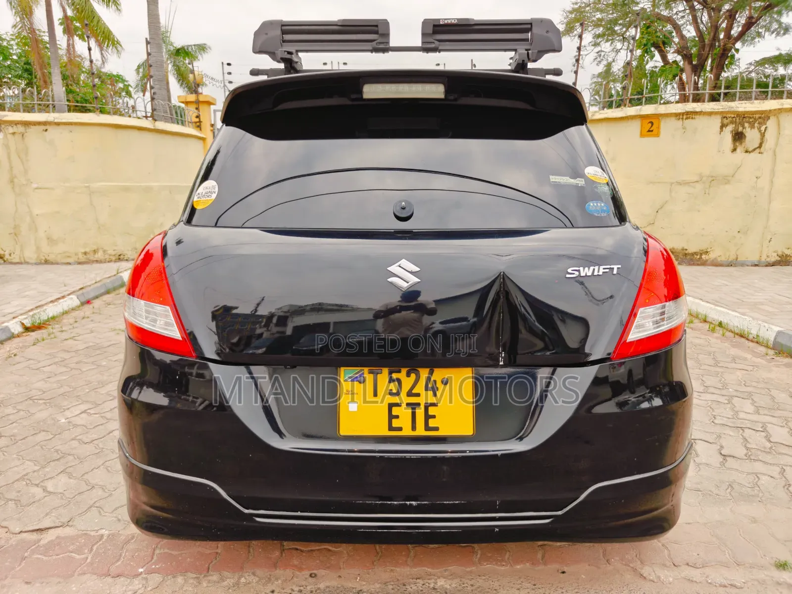 Suzuki Swift 2013 Black