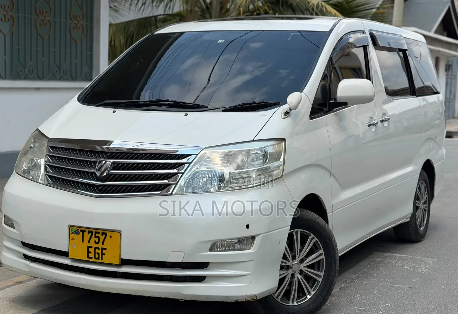 Toyota Alphard 2007 White