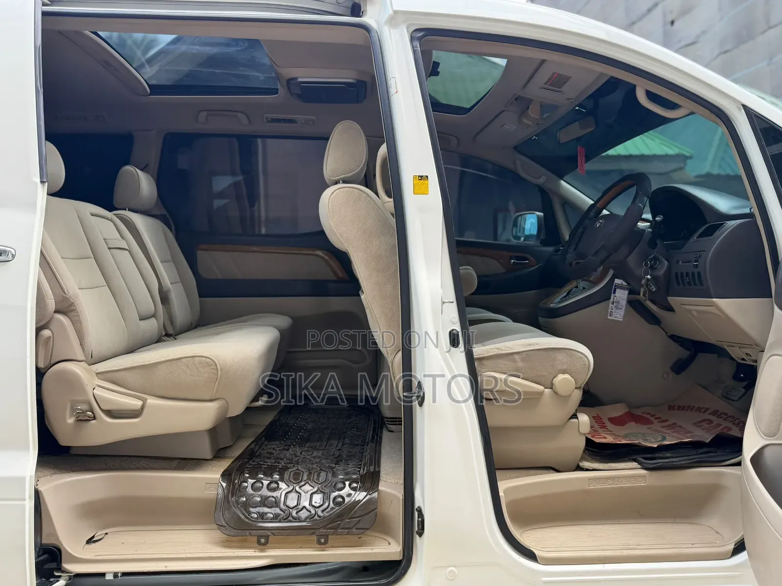 Toyota Alphard 2007 White
