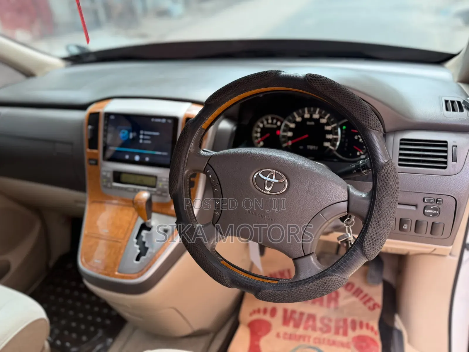 Toyota Alphard 2007 White