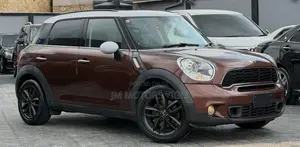Mini Cooper 2013 Brown