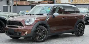Mini Cooper 2013 Brown
