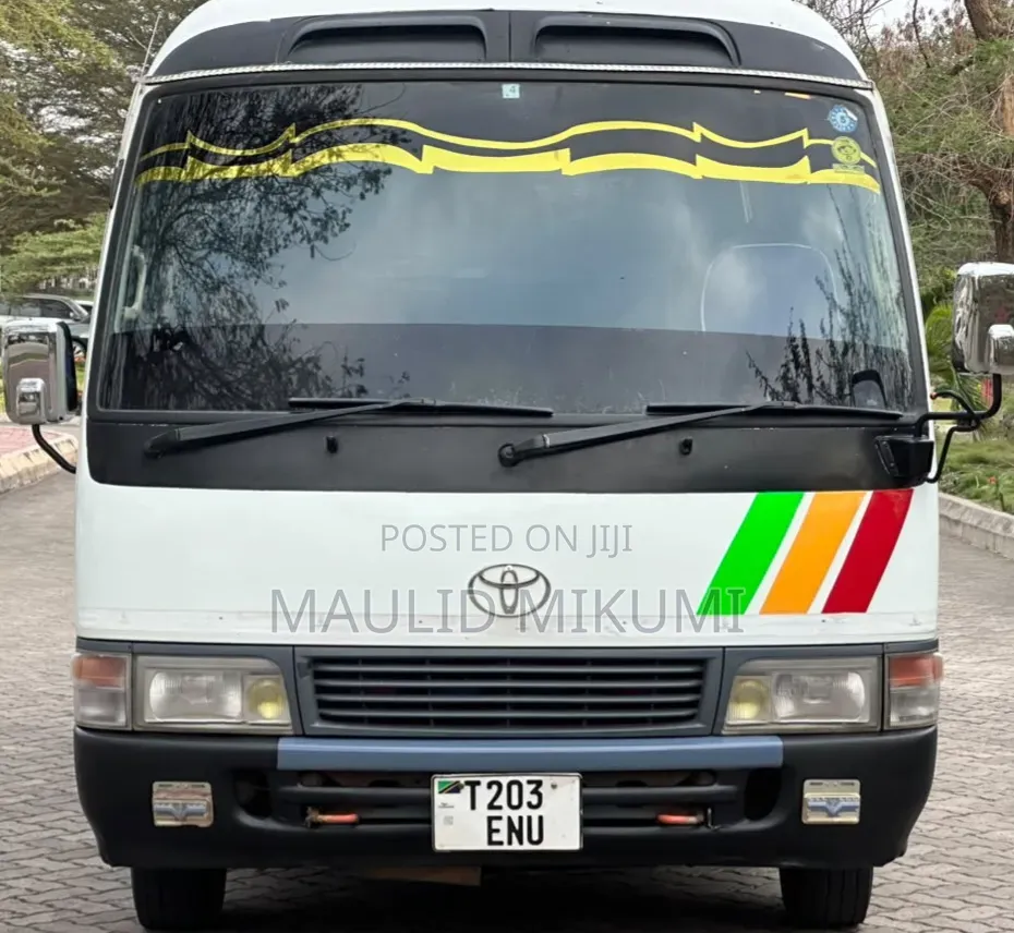 Toyota Coaster 1998 White