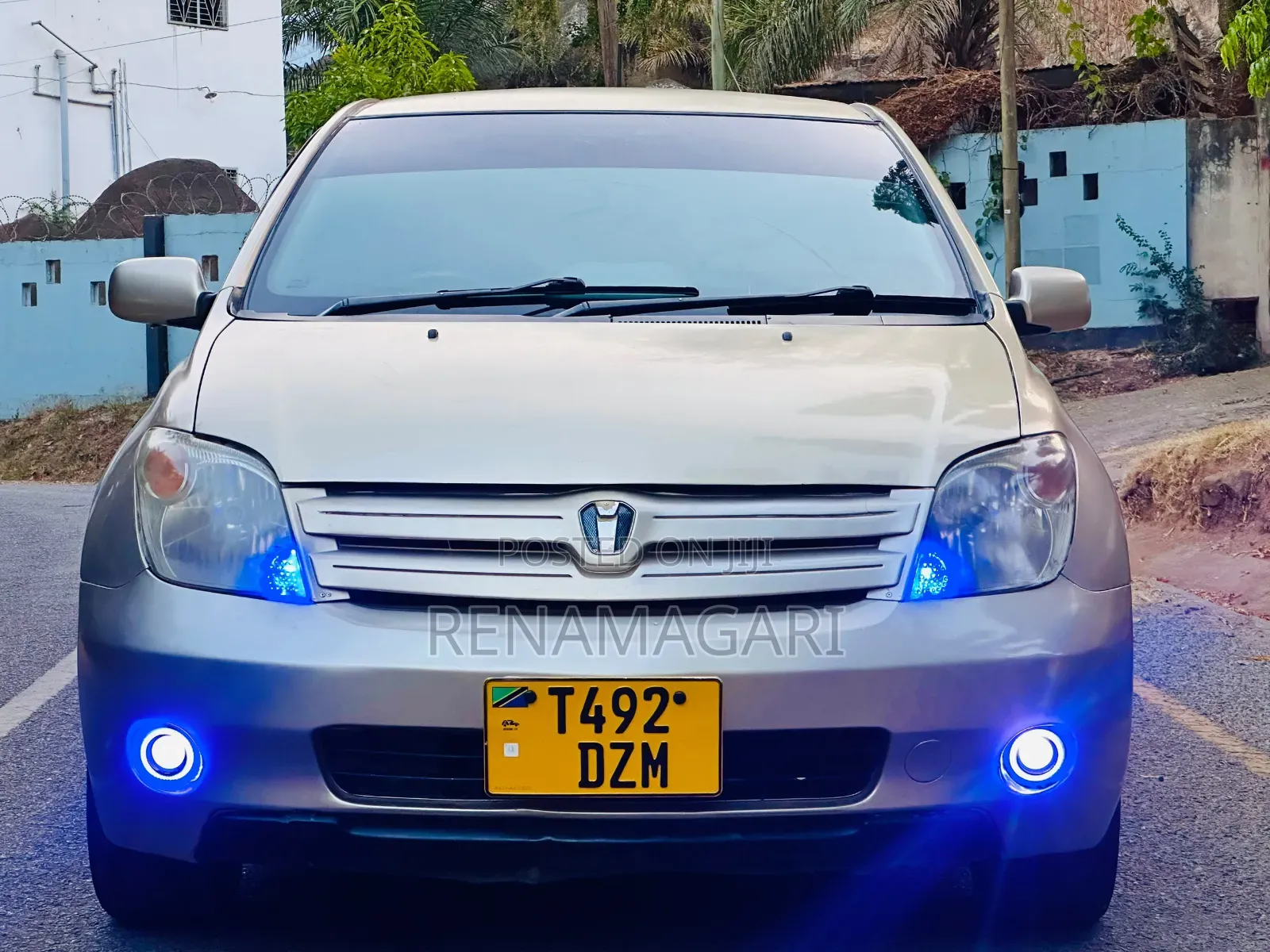Toyota IST 2005 Silver