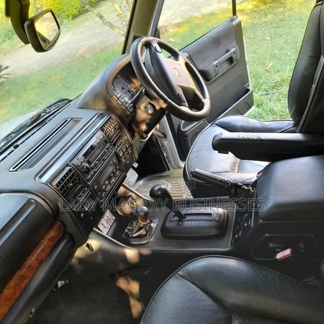 Land Rover Discovery 2000 Silver