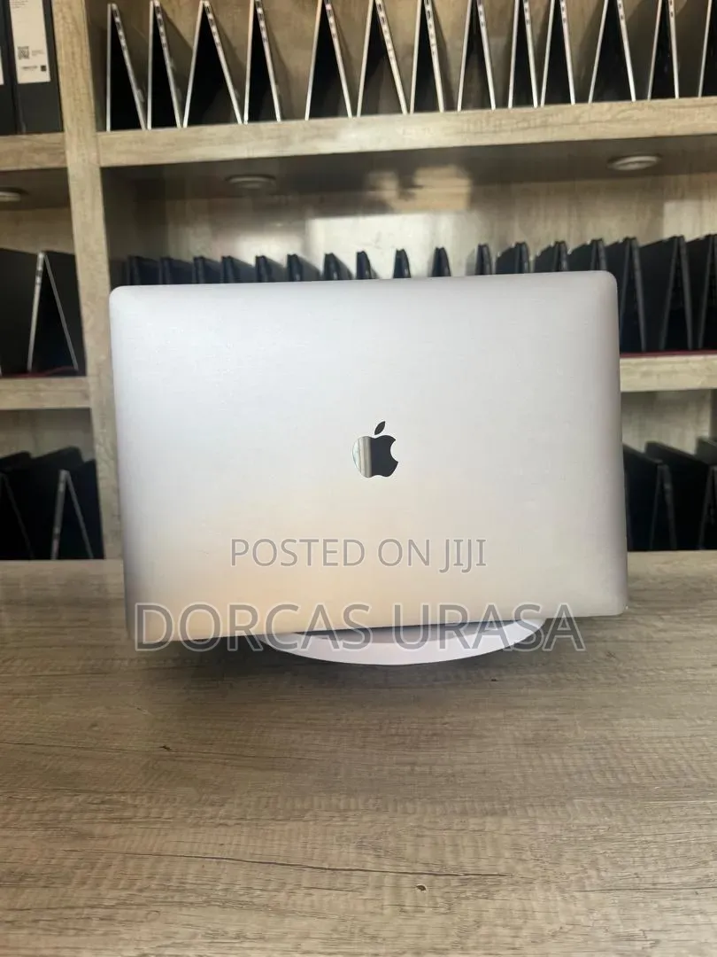 Laptop Apple MacBook 2017 16GB Intel Core i7 SSD 512GB