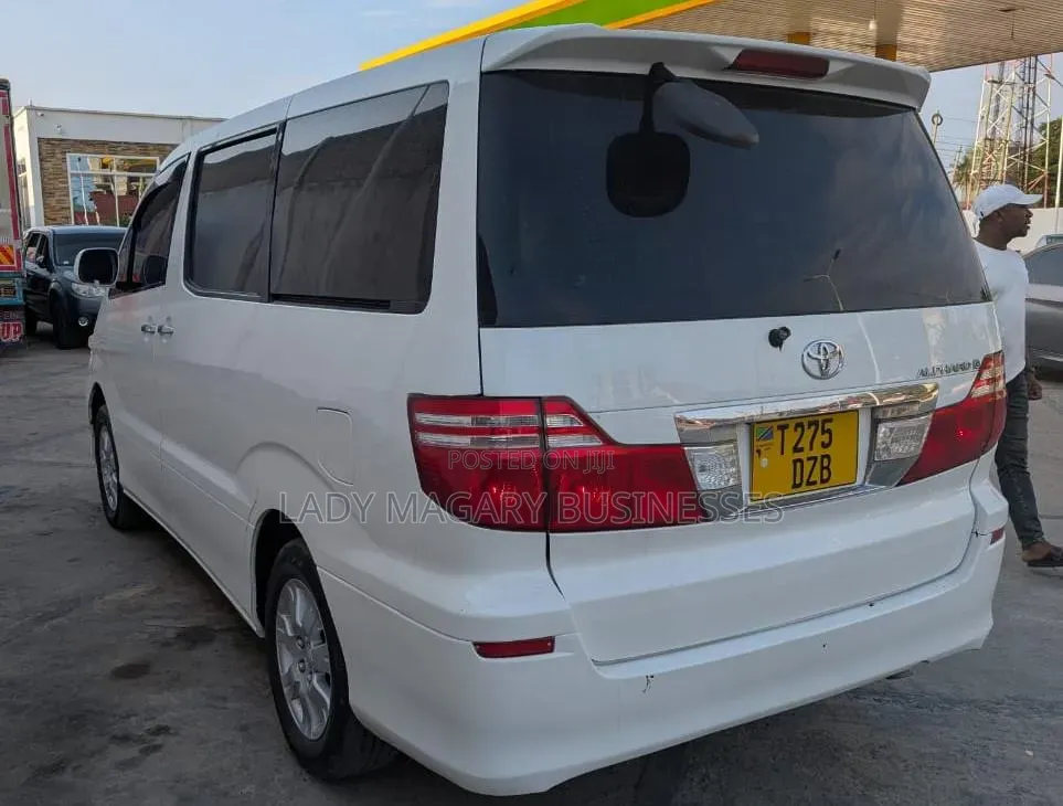 Toyota Alphard 2006 White