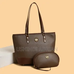 vanessa Luxe Bag order Price: 50,000/= Tu!