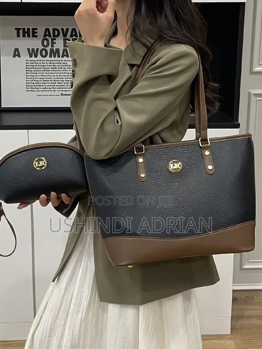 vanessa Luxe Bag order Price: 50,000/= Tu!
