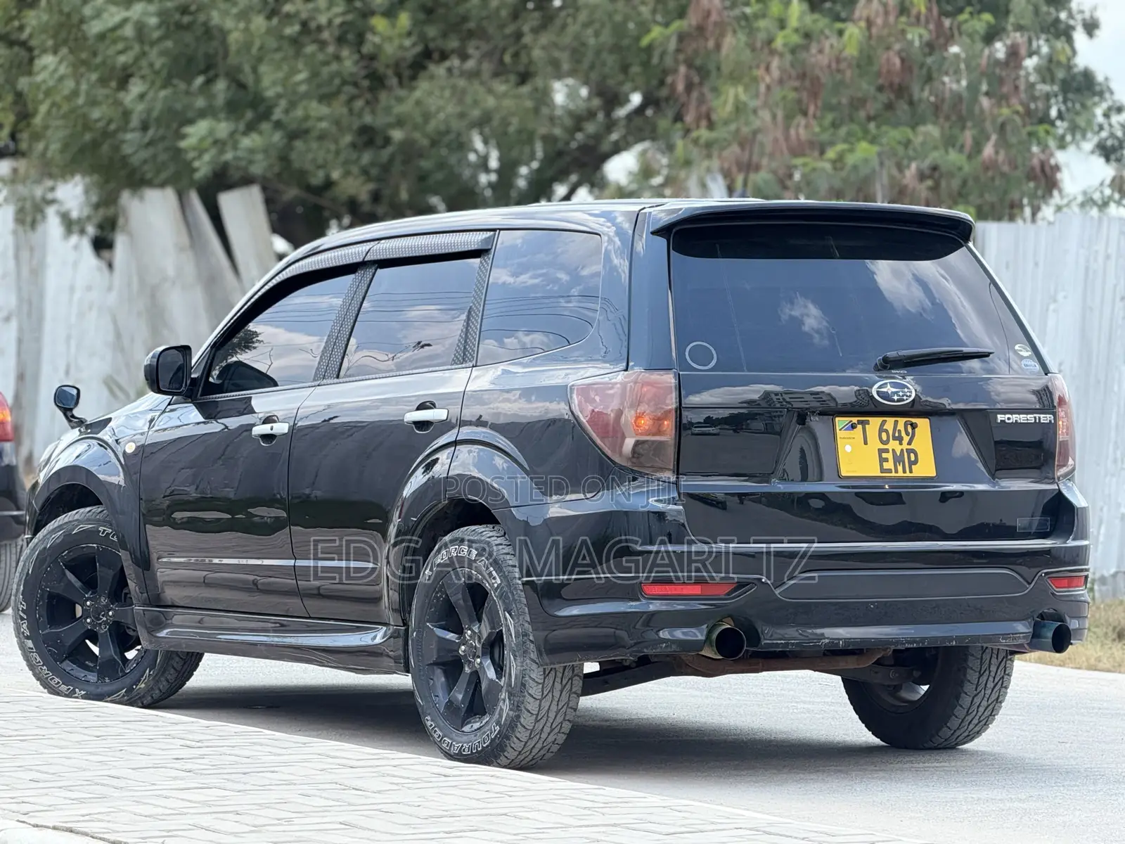 Subaru Forester 2010 Black