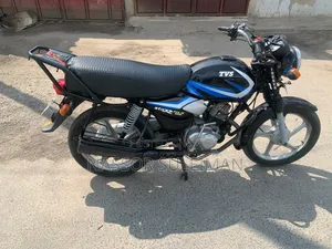 TVS HLX 125 2025 Black
