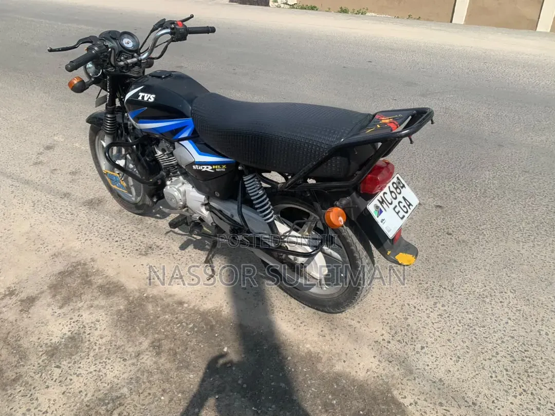 TVS HLX 125 2025 Black
